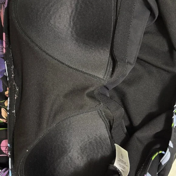 Coldwater Creek One Piece Swimsuit with attached skirt. Size 14 - Picture 6 of 6